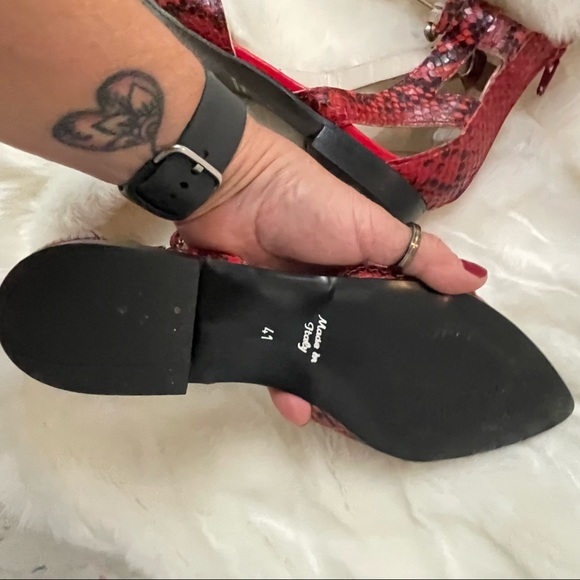 Summit Red Ankle Strap Flats, Size 41 - Picture 4 of 4